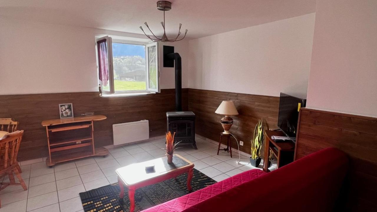 Superbe Appartement Aubessagne Exteriör bild