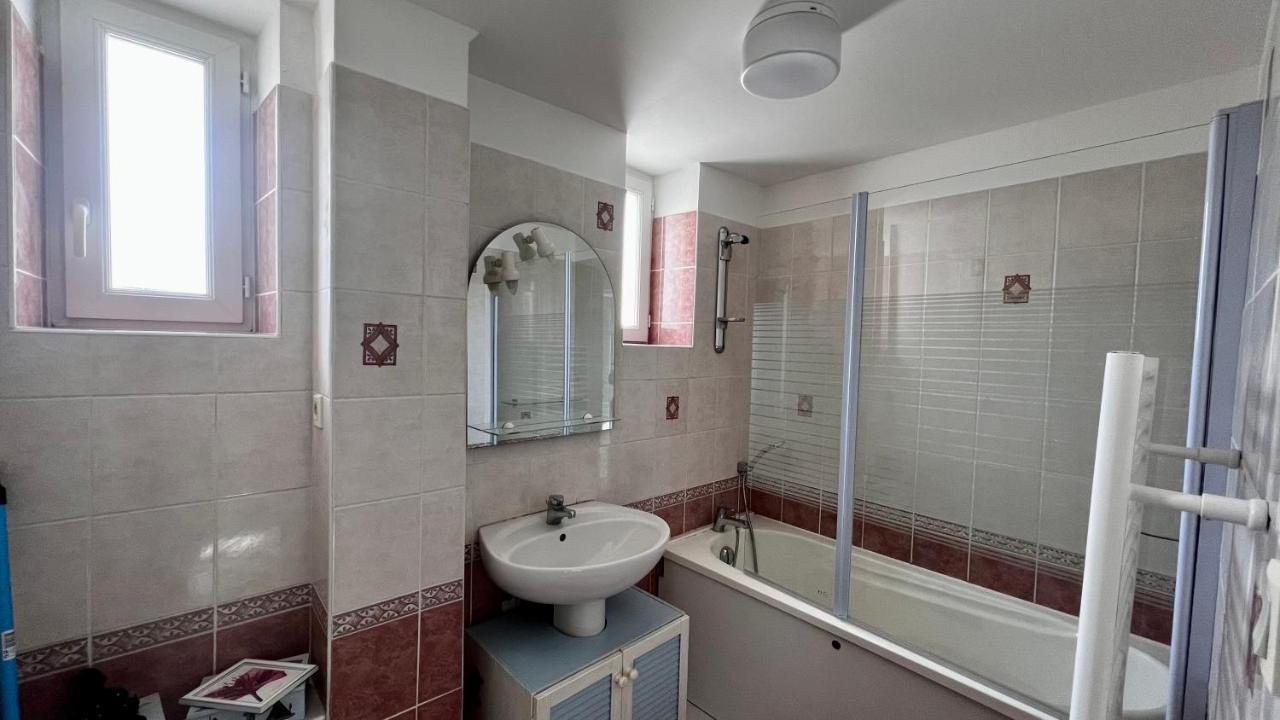 Superbe Appartement Aubessagne Exteriör bild