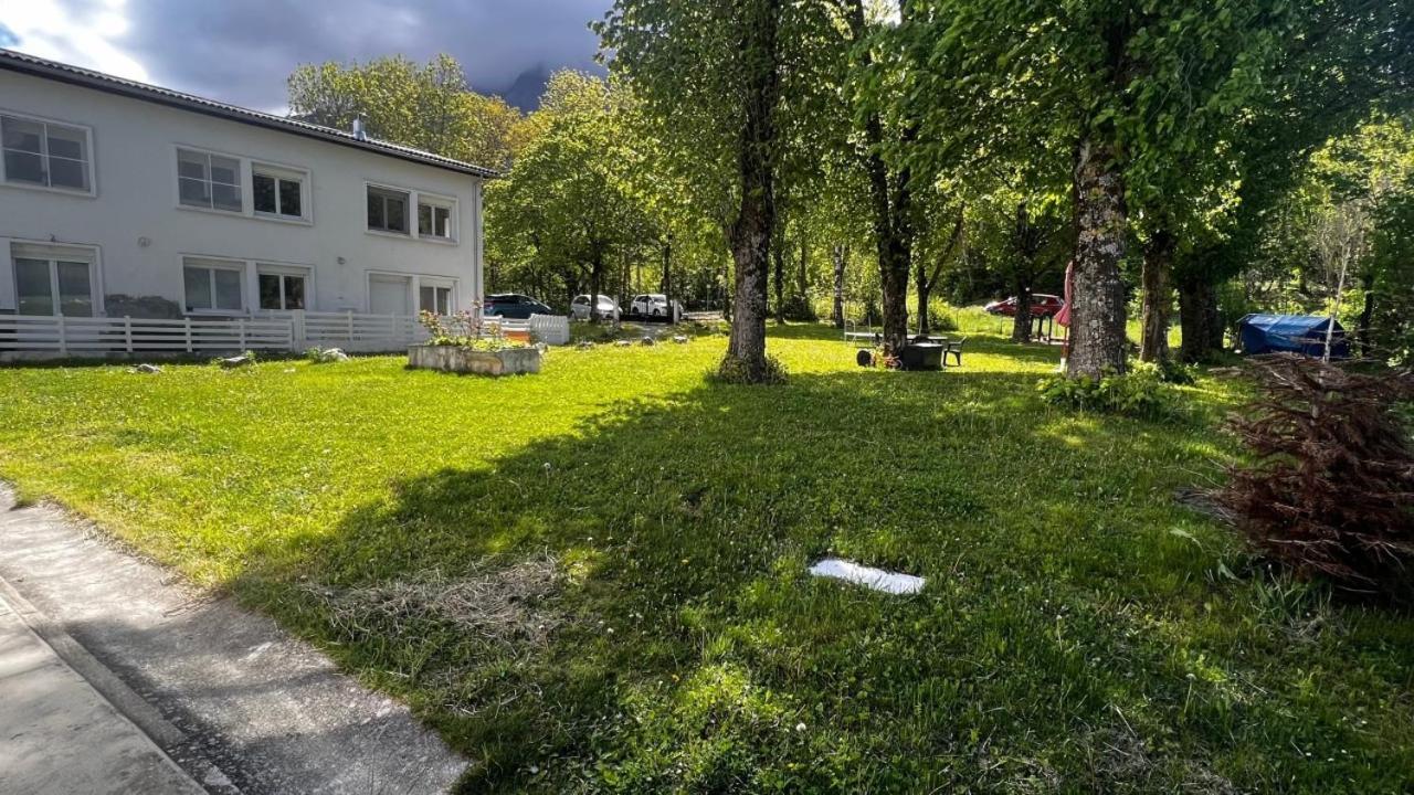 Superbe Appartement Aubessagne Exteriör bild